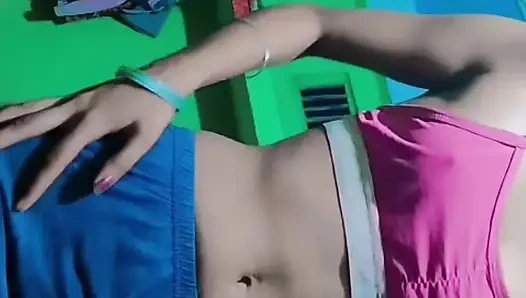 Desi girl fingering hard in pussy till piss