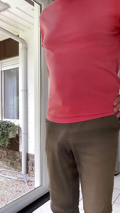 My bulge enjoy watching