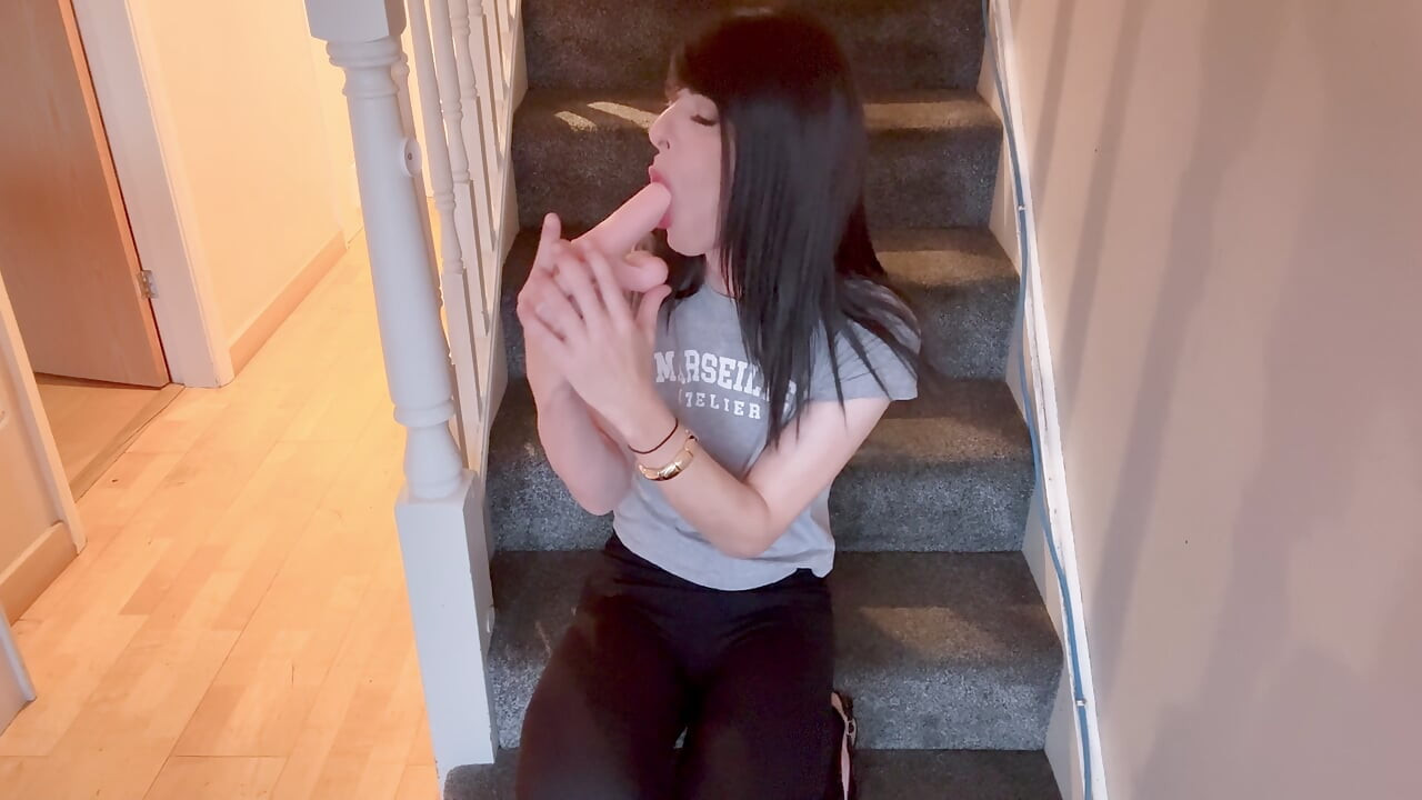 Trans zábava na schodech