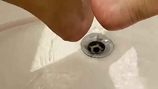 She can’t stop fuck herself with fingers. Squirt time