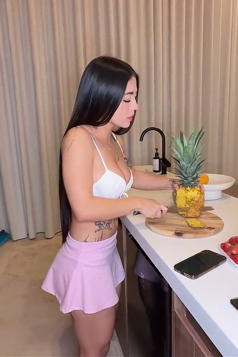 I'm Cheating on My Boyfriend with His Best Friend Because He Stood Me up!