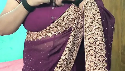 Gadis hot india dengan kain sprei ini lagi muasin pesonanya!