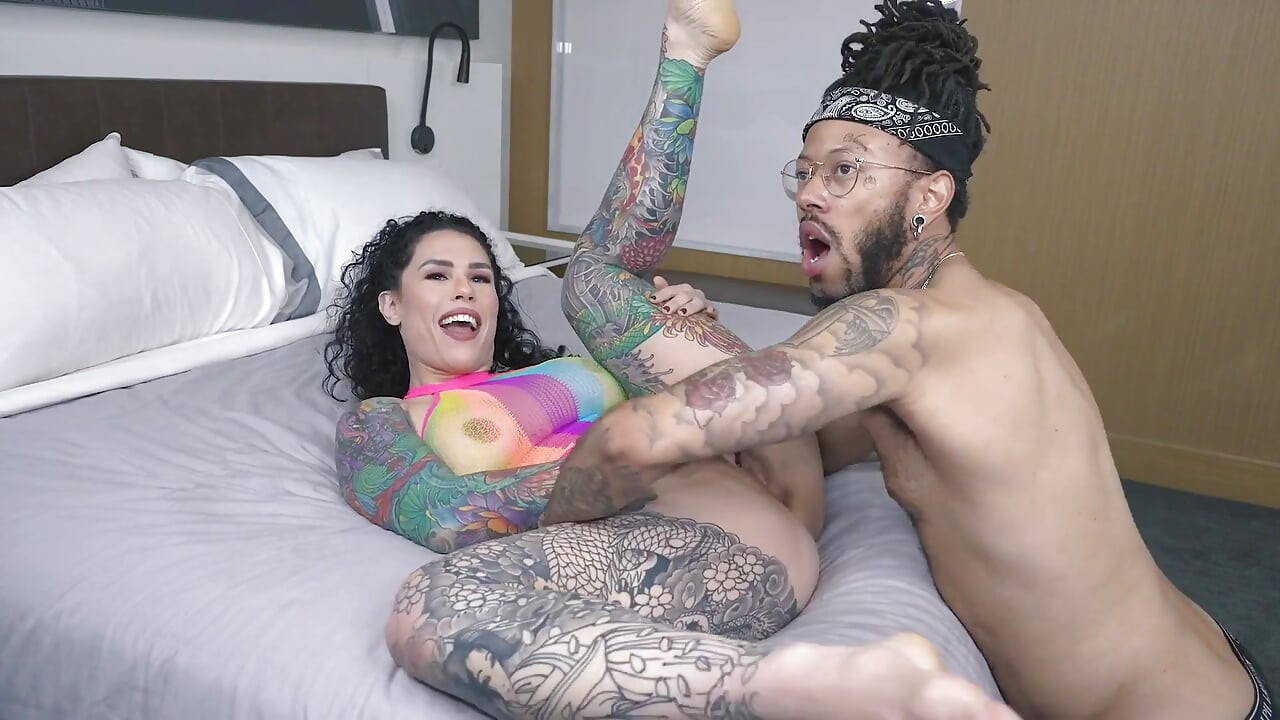 Flightlifexxx Facefucks الفتاة المشدودة بيانكا بيلي للوجه