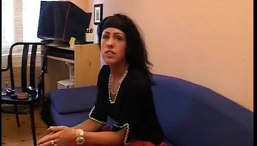 Alman Kapılarının Arkasında Özenle Siktir Edilir - Tam Film