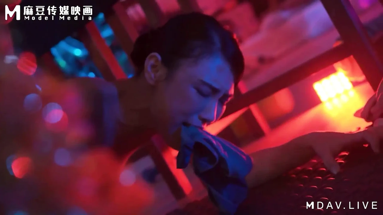 Mdhs-0003 麻豆高校／摆摊卖母女丼