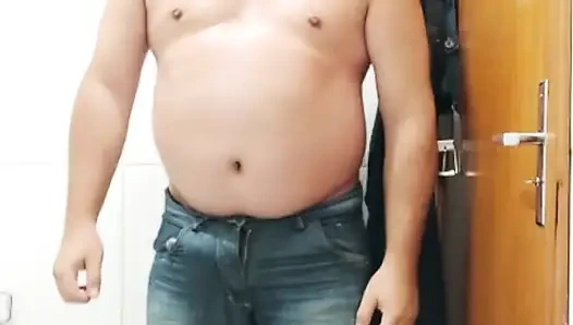 Men Wearing Jeans Are so Sexy!