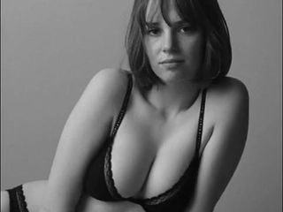 Maya Hawke (coisas estranhas) sexy sem nudez