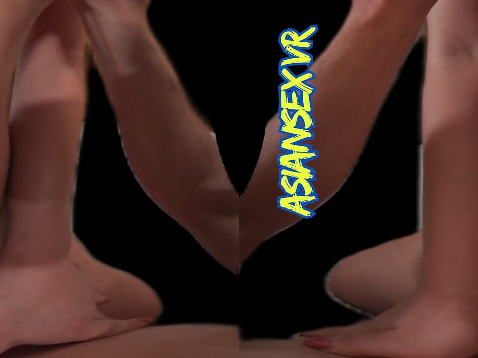 Puszczalska azjatka milf lizanie dupy w Passthrough VR