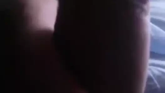 wally masturbasyon yapıyor