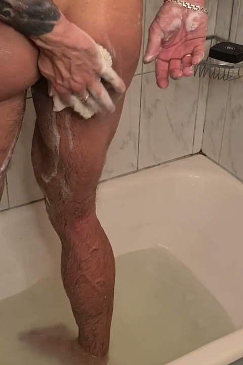 Hairy Muscle Stud in the Bath - Chest, Abs and Bush