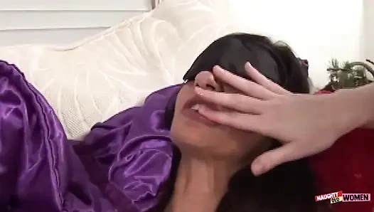 Tante bahenol ini adalah contoh pentingnya menjadi perempuan jalang dewasa