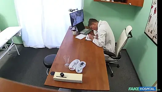 Fake Hospital - Nerdy Big Tit Girl Gets a Physical From Her Top to Her Tight Pussy