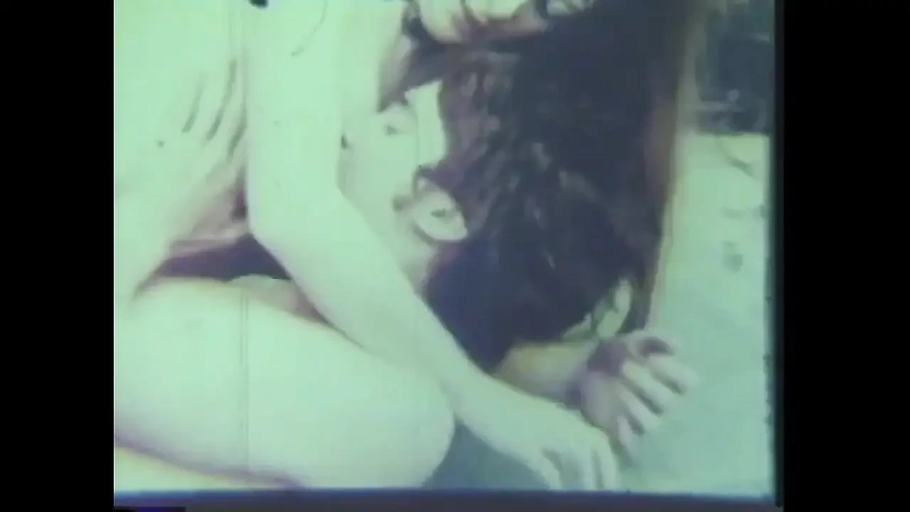 Blonde,pussy,outdoor