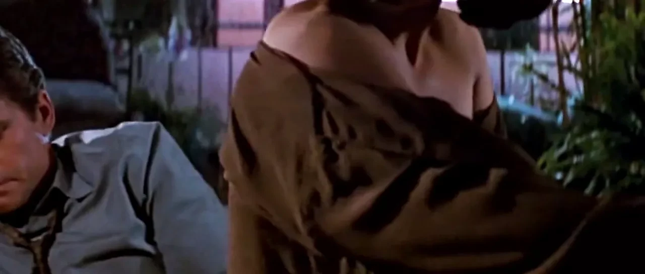 Jeanne Tripplehorn - 'Basic Instinct' slomo close-ups