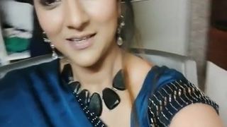 Pooja laxmi joshi aprecia seu fã