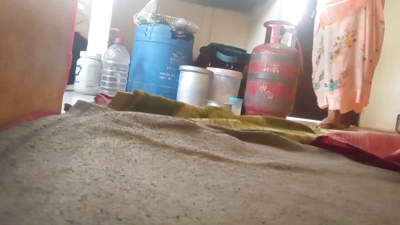 Quiero preparar té y beberlo.