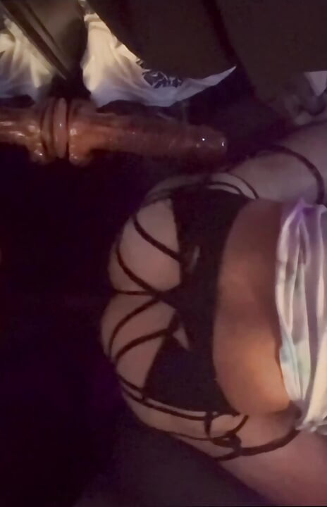 Dildo play