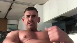 beefy keiran XXL jerkoff and cum