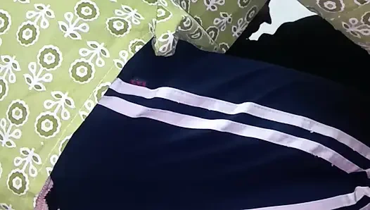 Мой учитель жестко трахнул меня, когда все заняты