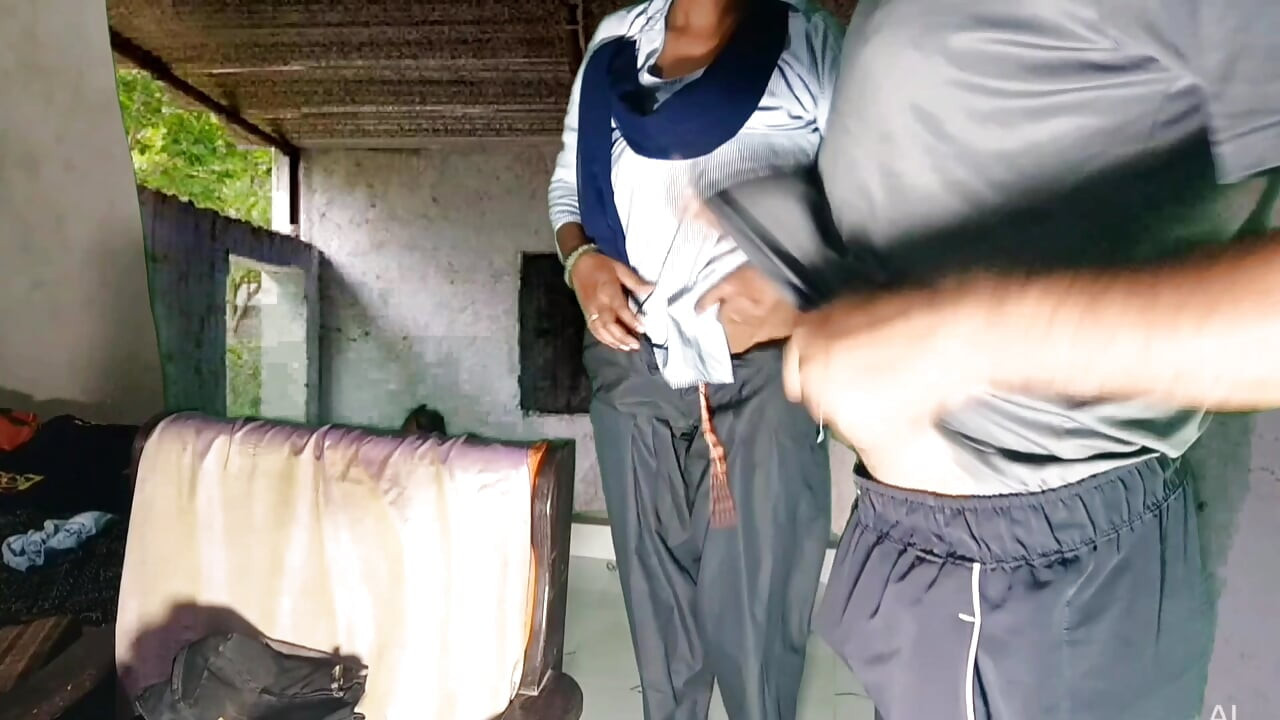 Awek Sekolah Dara India Pertama Kali Berkongkek dengan teman lelakinya – cikgu video viral mms sekolah dan pelajar