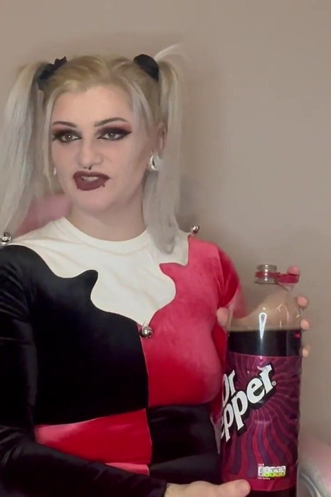 Try Not to Burp Challenge Harley Quinn Cosplay
