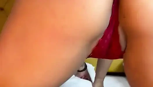 Komm und bewundere meinen körper und teile einen intimen moment mit mir