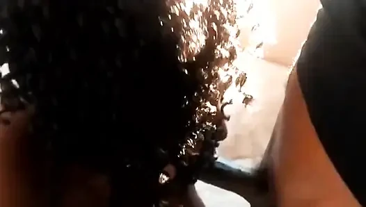 Aku membayar tato dengan seks