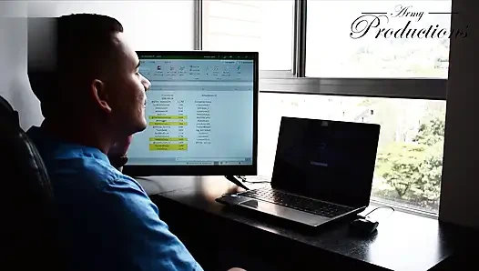 Housewife takes advantage of her husband's absence to fuck with her personal doctor