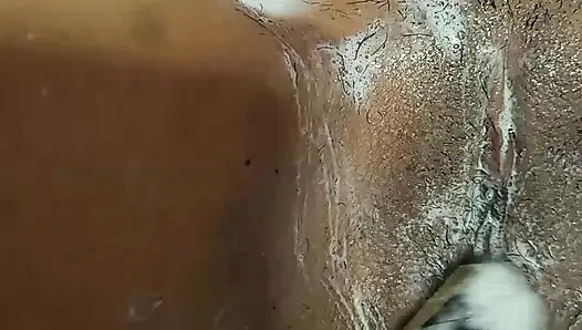 Shaving a Teen Latina Pussy