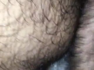 Peloso cazzo - buco peloso giovane bb: perdita di sborra in profondità