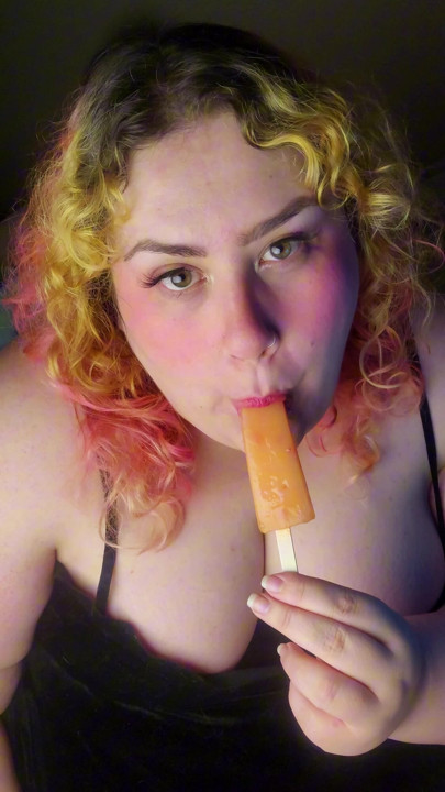 Mmmm lekkere aardbei.