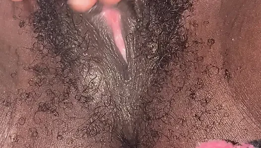 Cute Pussy American Girl Spreads, Kitty Plays & Masturbates Juicy Black Hairy Vagina
