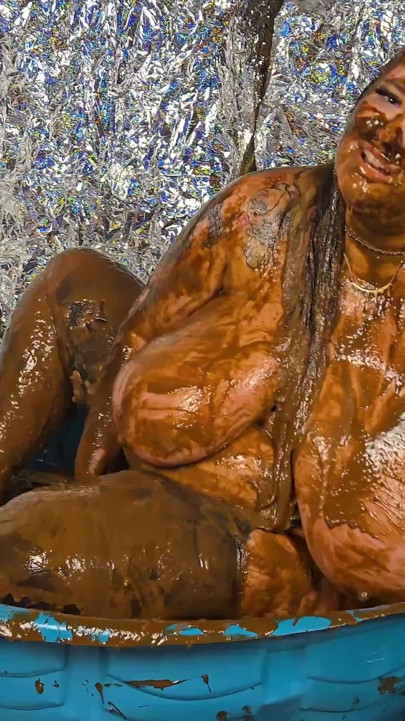 Melonie Nosha Huge Tits and Hairy Chick Is a Big Sexy Mess