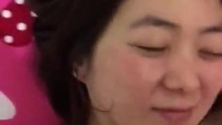 Schattig verlegen Aziatisch Taiwanees meisje wordt hard geneukt door haar vriendje