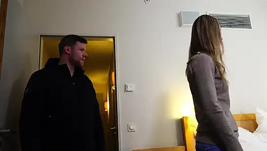 Пока нас не разобьет инспектор! Один повар в моей киске | Супружеская повара мне в рот