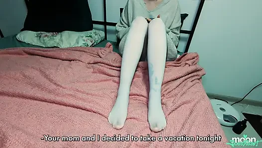 Teman ibuku bersedih tentang perceraiannya, harus menidurinya. Ngomong jorok