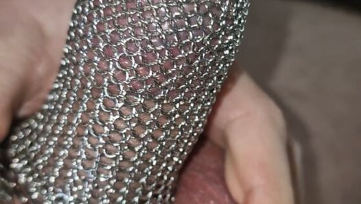 Jaula de castidad del pene con chainmail. ¿Puedo masturbarse y correrme?