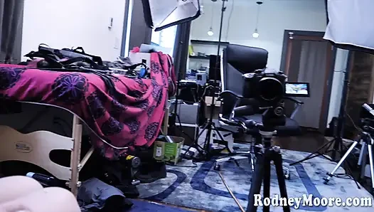 Nettes geheimes arschfressende zungenanal-königin mit spanking