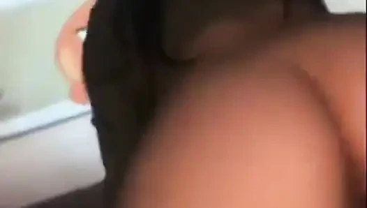 Erkek arkadaşımla sıcak seks