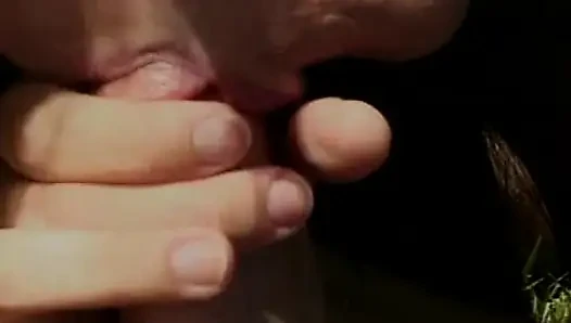 Klasik, cewek cantik porno ngentot di taman