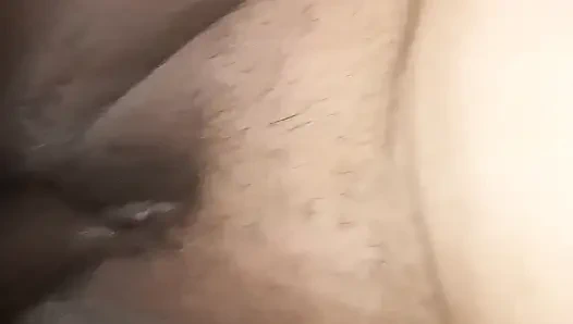 Sert kız arkadaş sikişiyor porno