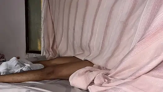 Submissive man and dominant girlfriend ! He gives her a blowjob while talking to the lover
