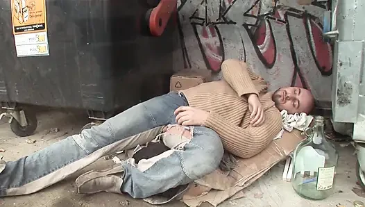 Esmer ikizler aynı adamla sikişmek için birbirlerine yardımcı oluyor