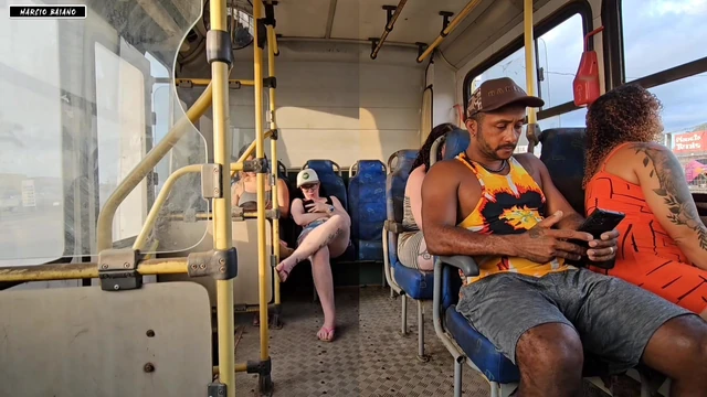 MARRIED WOMAN GIVES A KISS TO A STRANGE GUY INSIDE THE BUS AND ENDS UP HAVING SEX WITH HIM