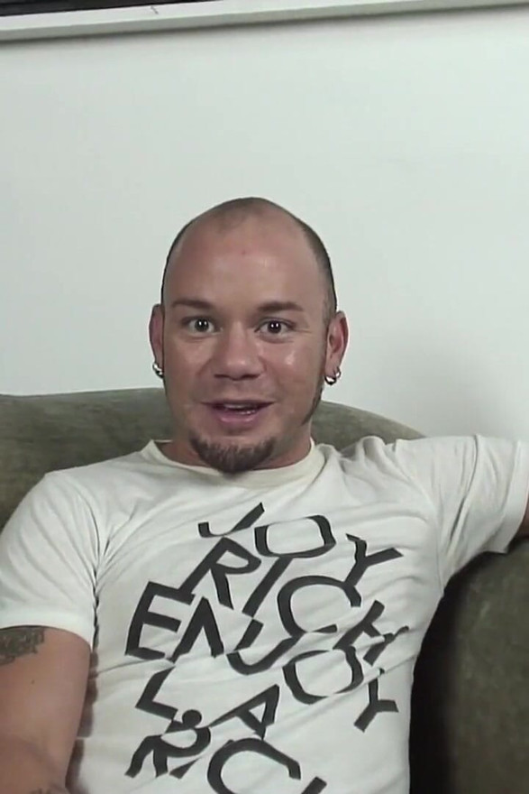 Muscled gay sluts like to fuck and lick each other