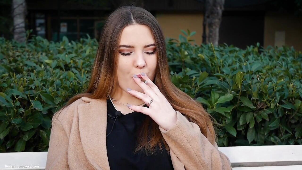 Russian Girl Spends Her Lunch Break Smoking 1 Cigs
