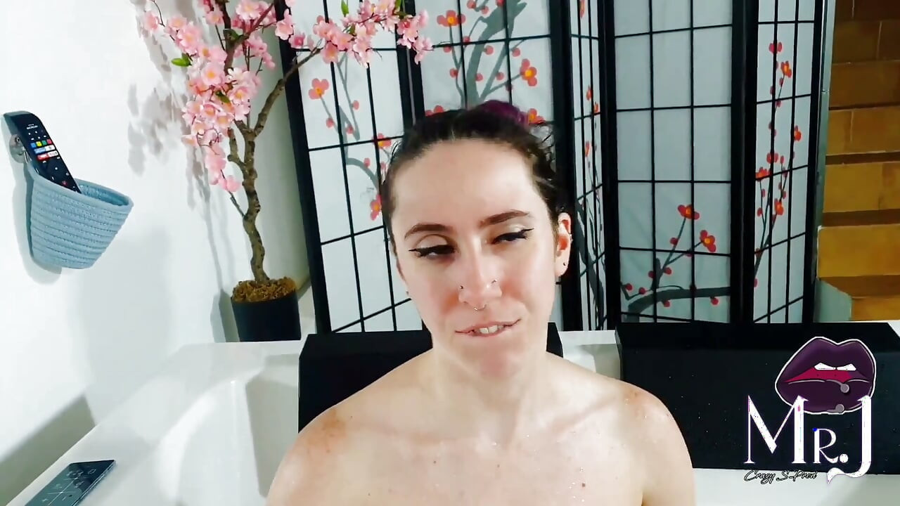 Nyx interjú Jacuzziban