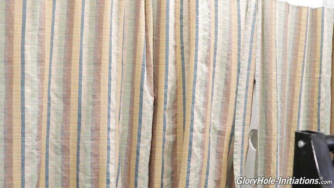 Ashley Aleigh познает глорихол