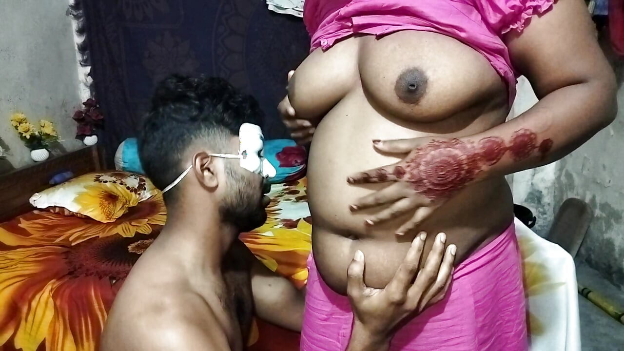 Bangladeshi vhabi pussy eating.