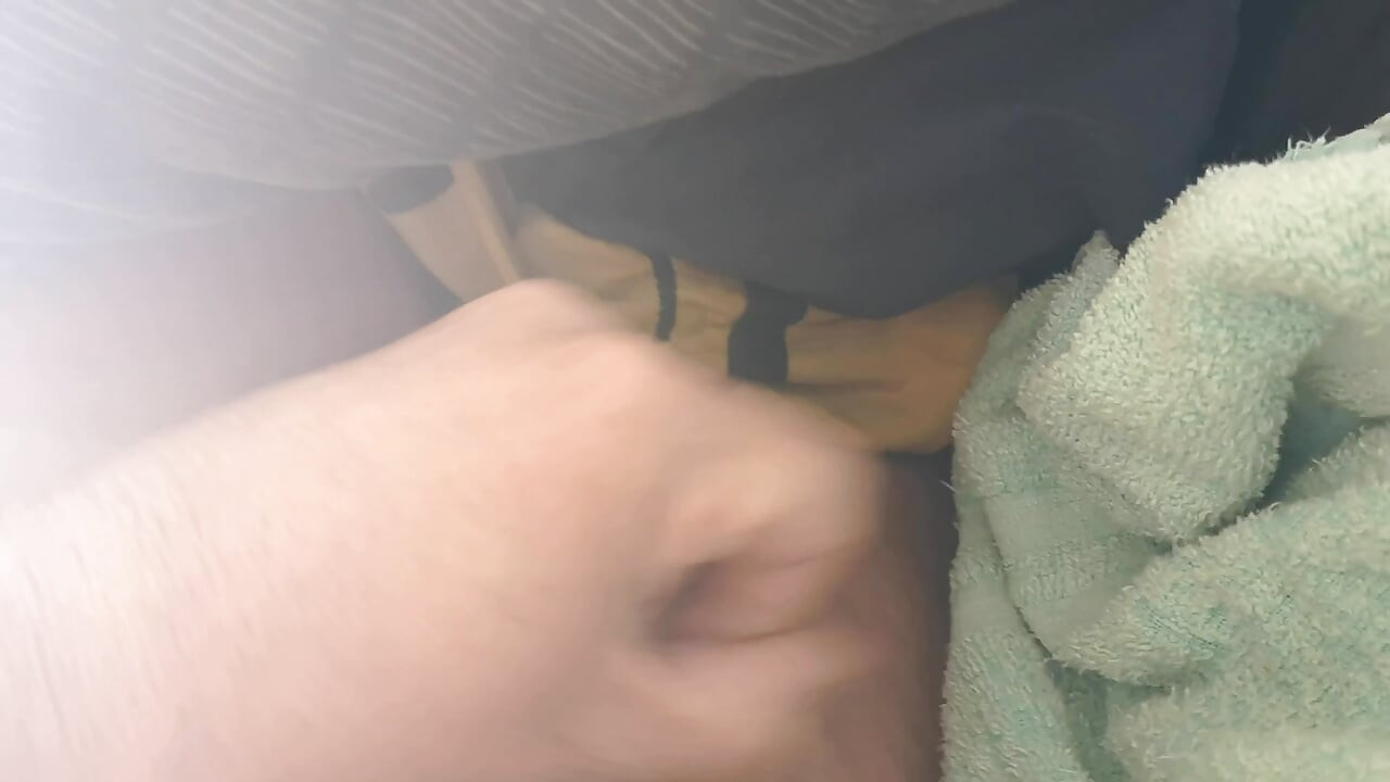 A Lil Handfull
